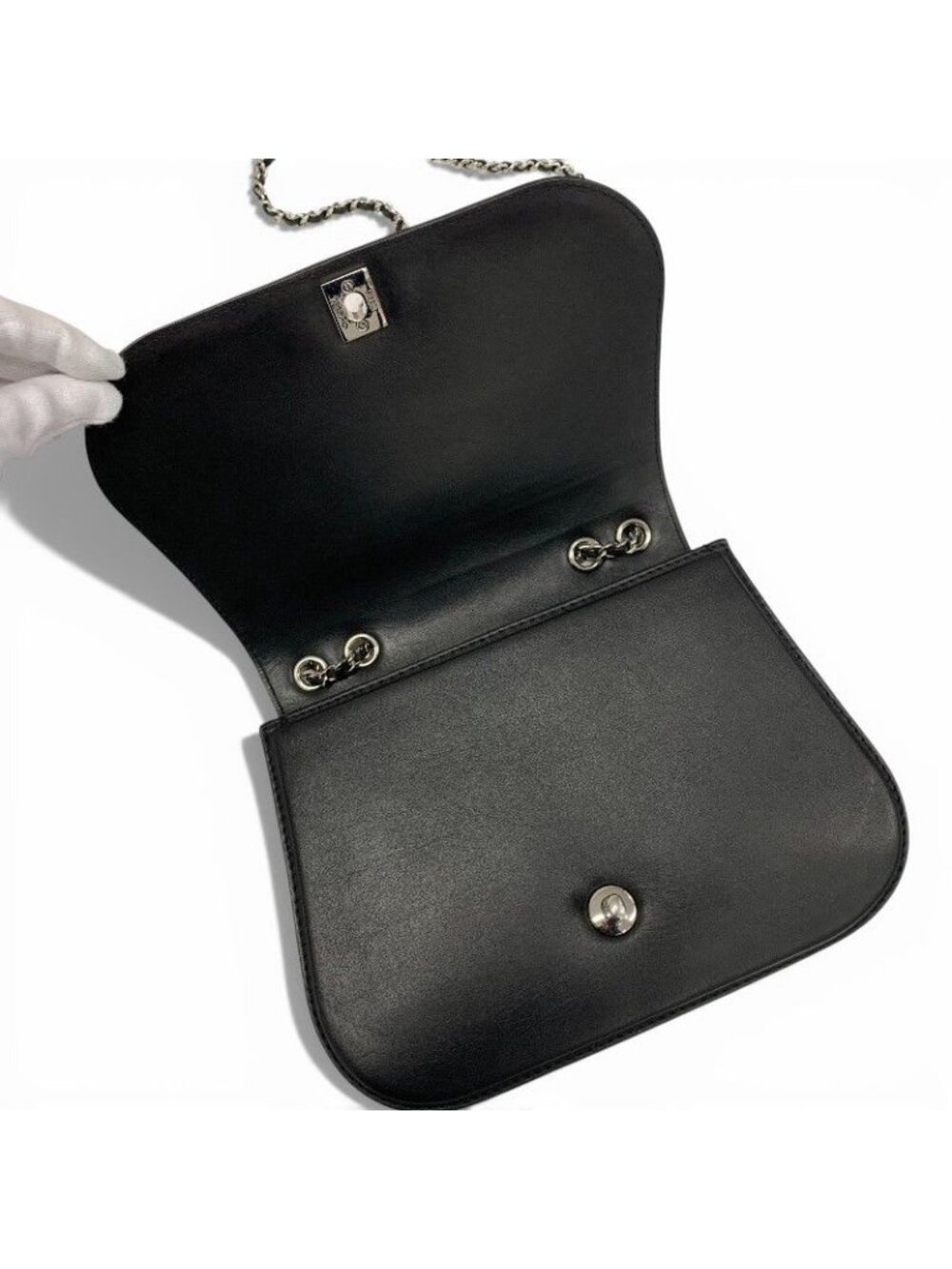 Chanel Bag Shoulder Leather Black Silver Turnlock Chain - Picture 7 of 10